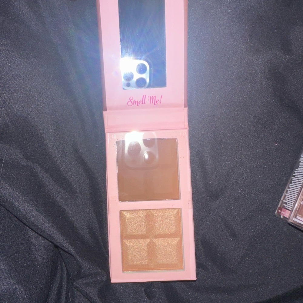 I Heart Revolution Chocolate Contour Palette – Medium (45g / 2 x 0.15 oz)
